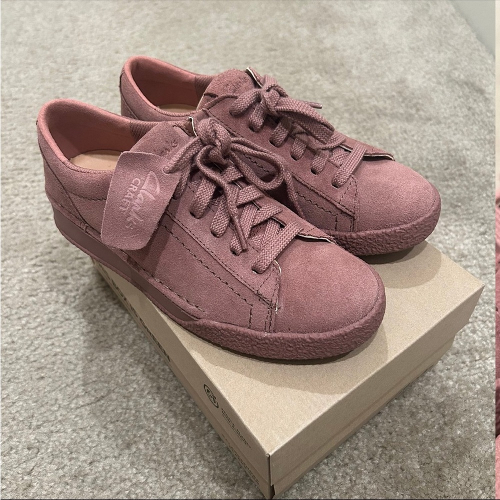 CLARKS CRAFT CUP WALK MAUVE SUEDE